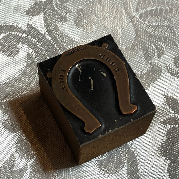 Antique Wooden Print Block Copper Good Luck Horseshoe - Picture 2 of 4